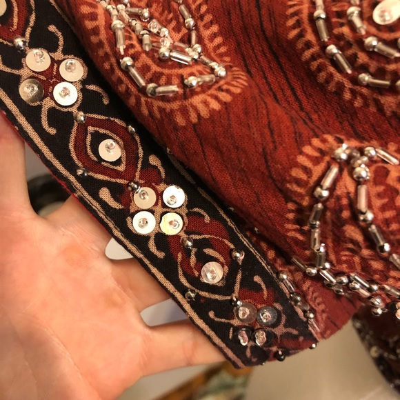 Hand Made embroidered shirt - Picture 4 of 10